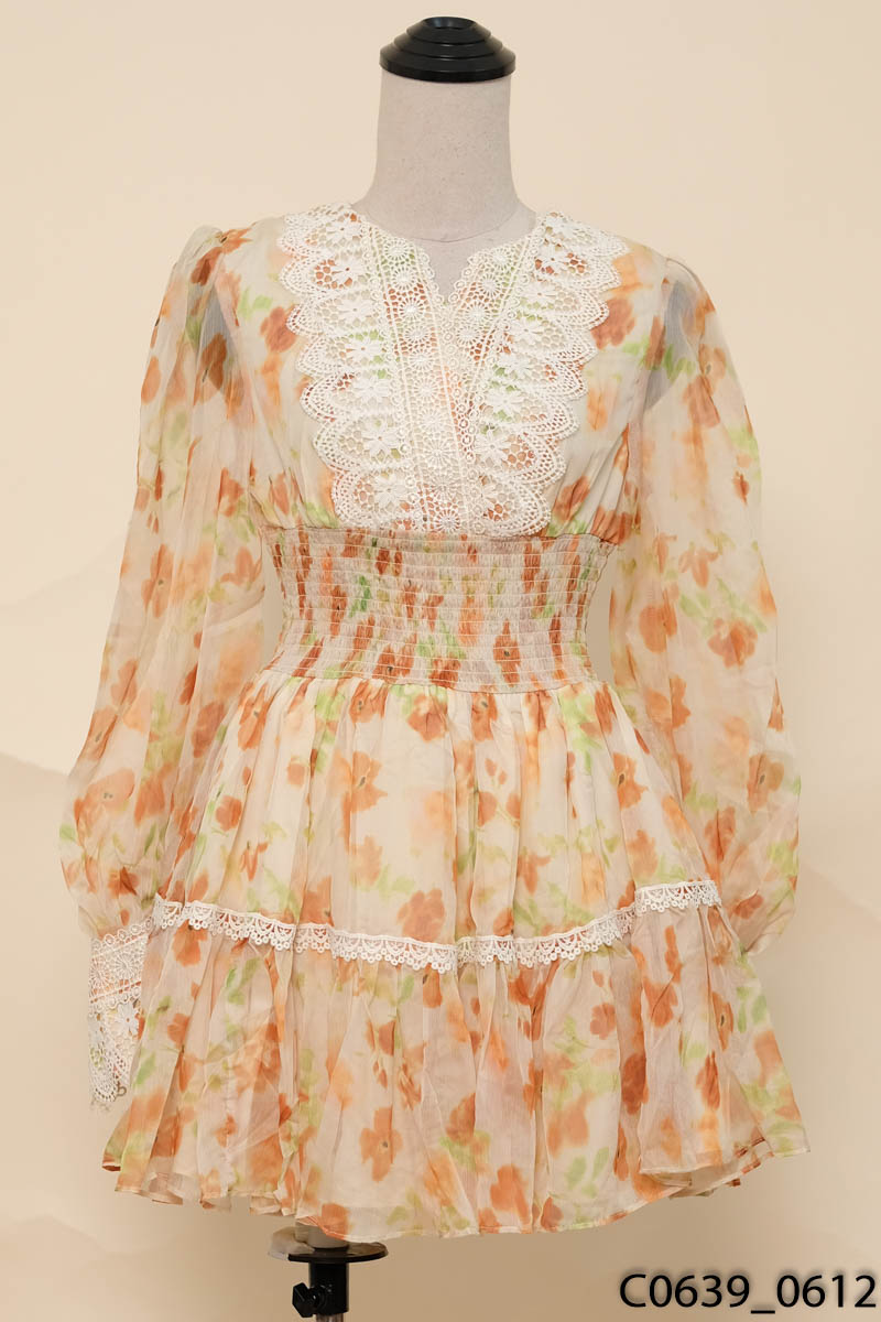 MAISON SHEBYND - Đầm vàng họa tiết phối ren New Tags