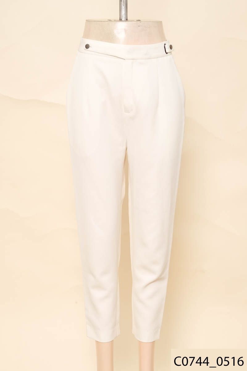 ESSENTIAL LINE - Quần trắng baggy