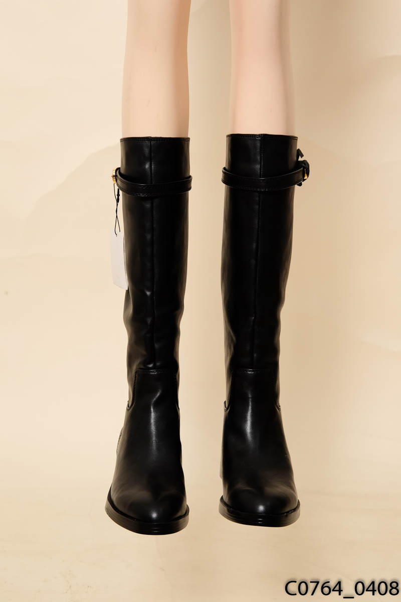 Bốt da đen Zara New Tags