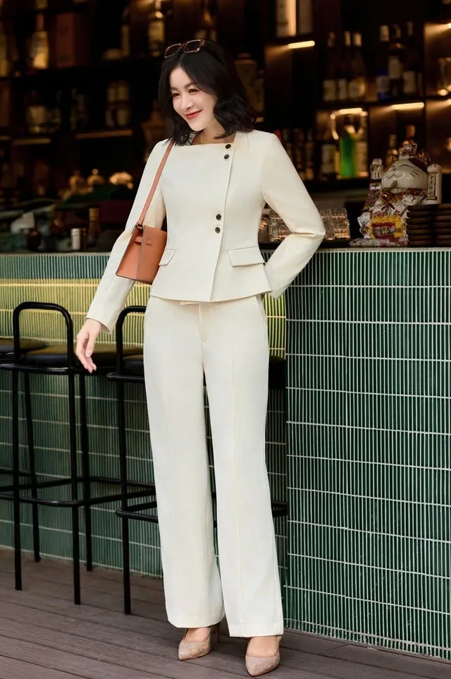FERRINI - Set Áo be dài tay + quần be ống rộng