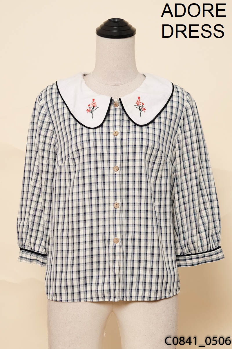 Áo sơ mi kẻ xanh trắng cổ bèo Adore dress