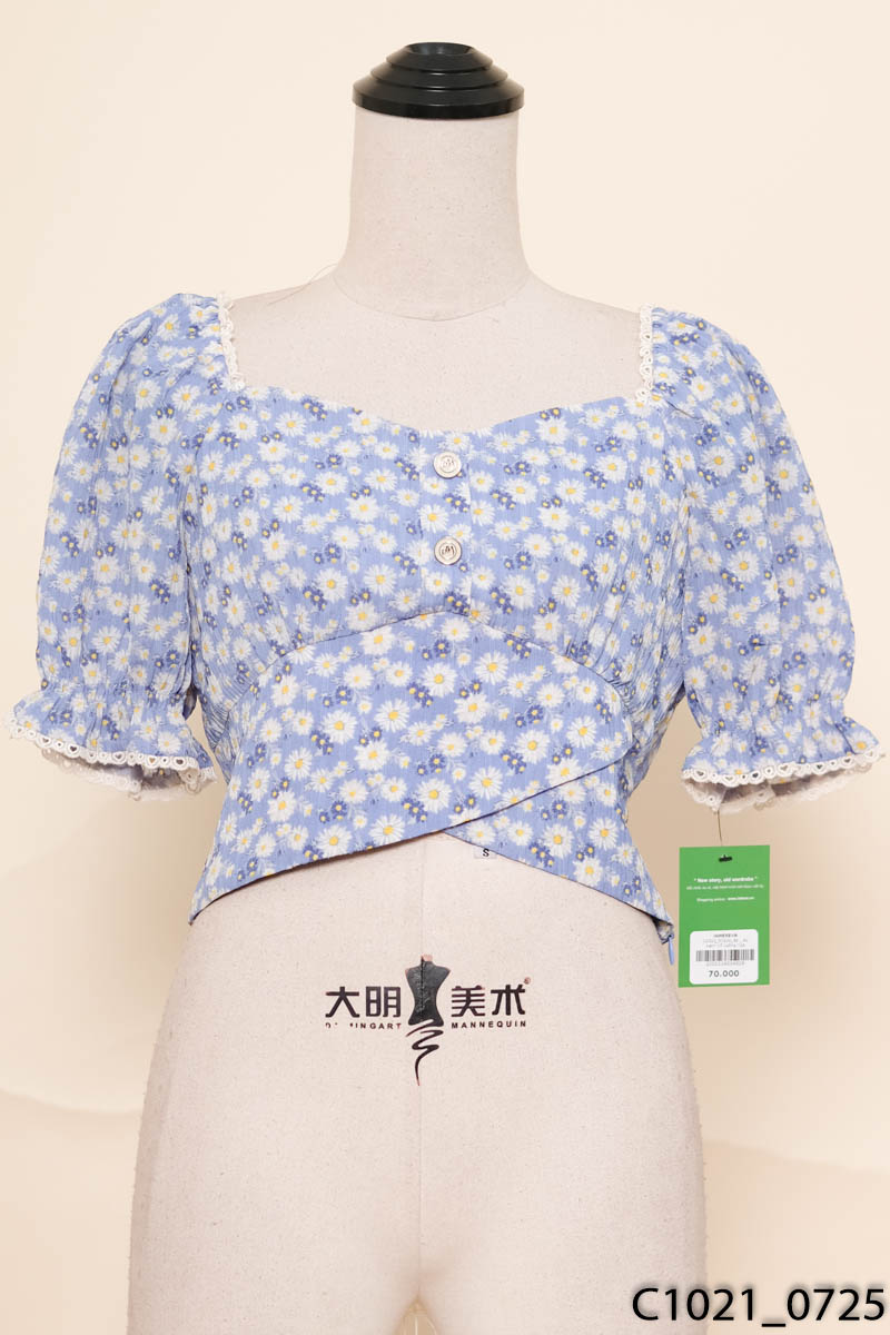 Áo xanh cổ vuông họa tiết hoa cúc