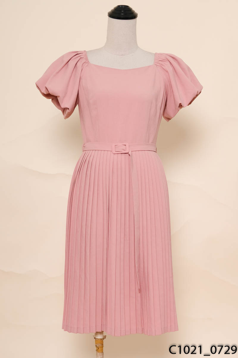 H BOUTIQUE - Đầm hồng cổ vuông xếp ly