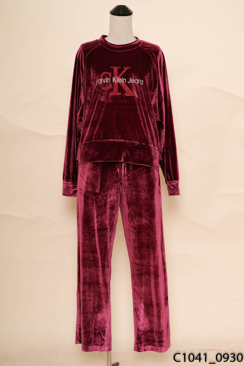 Set áo nhung tím dài tay + quần CALVIN KLEIN
