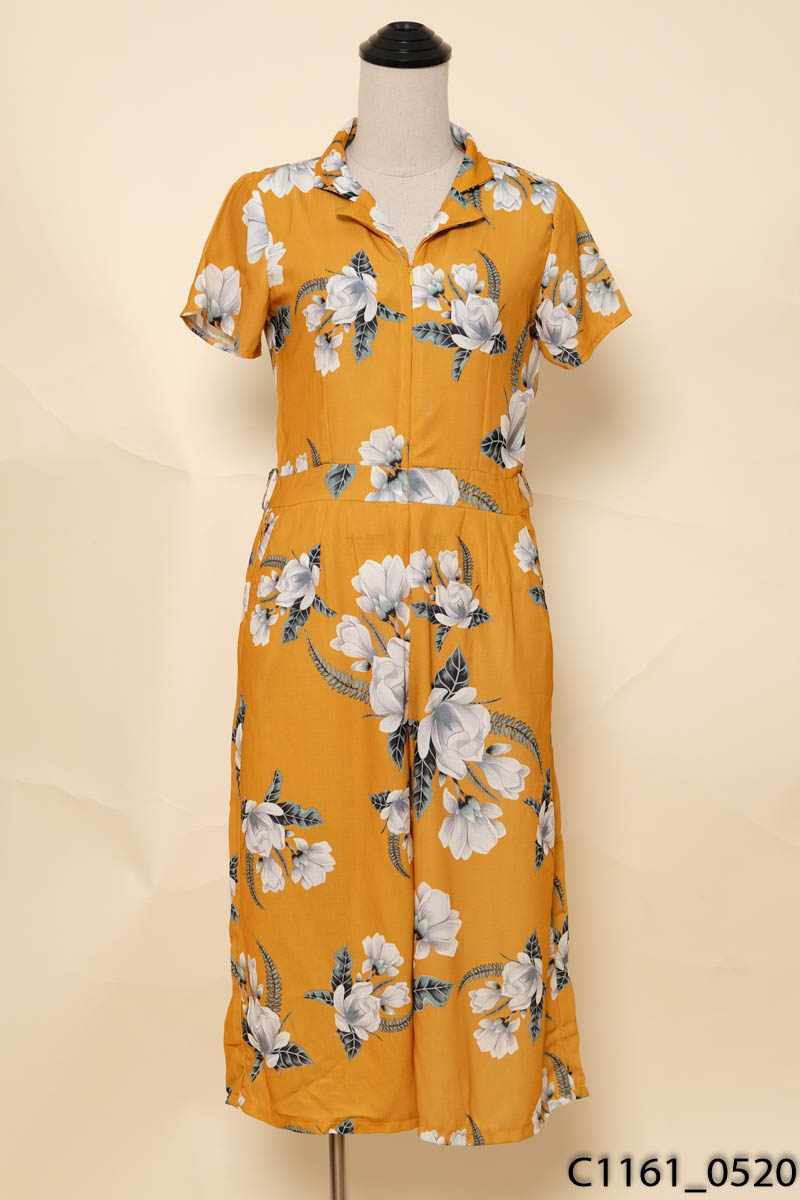 ELY HANH VU-Jumpsuits vàng hoa trắng