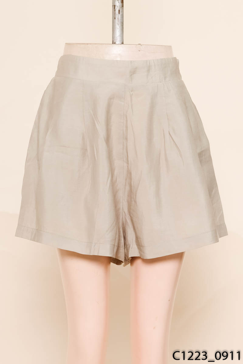 Quần shorts xanh