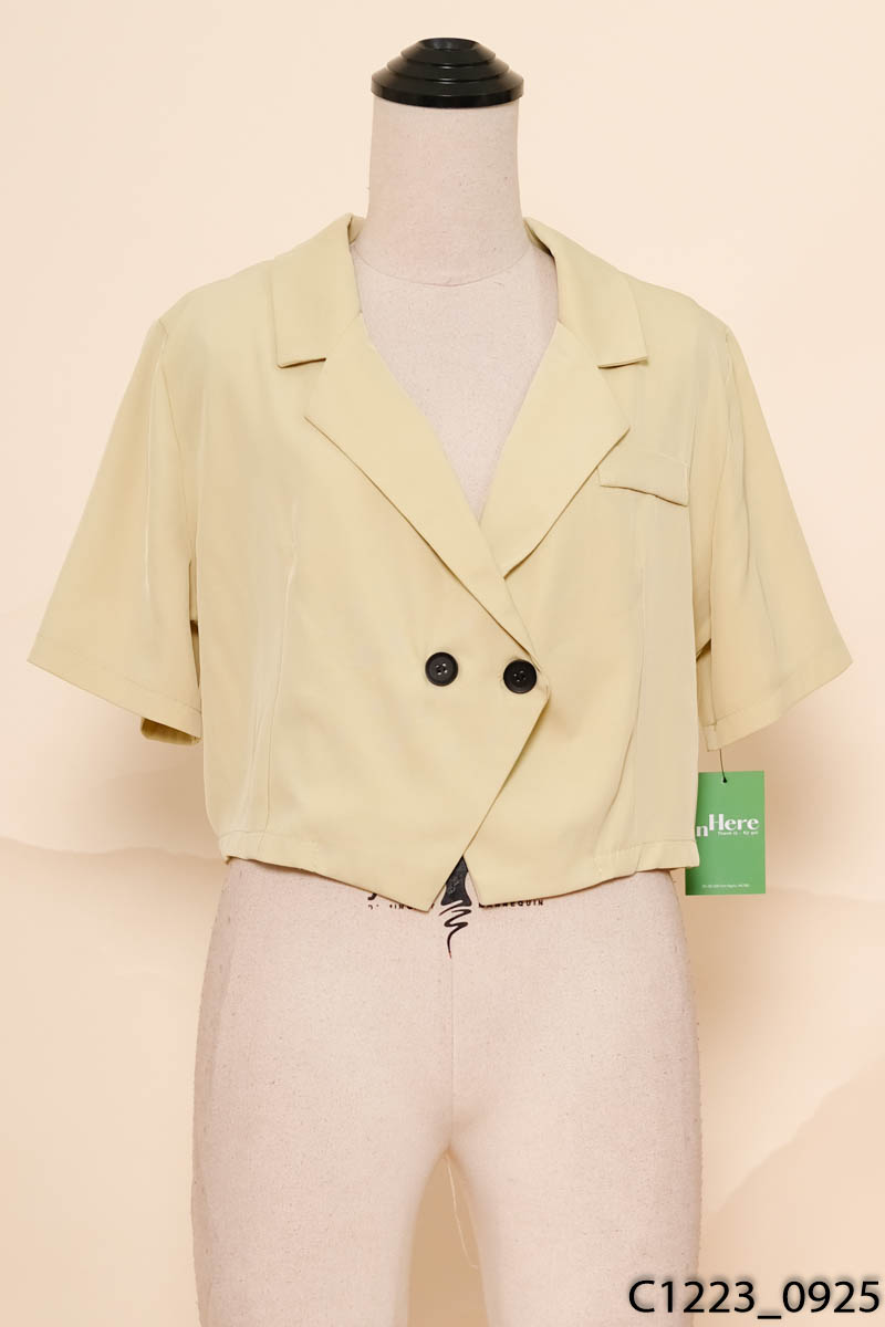 Áo xanh cổ vest cộc tay