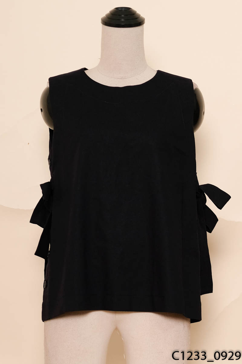 TIỆM ĐỒ CÔ GÁI THÁNG 10- Áo linen xanh sát nách nơ eo New Tags