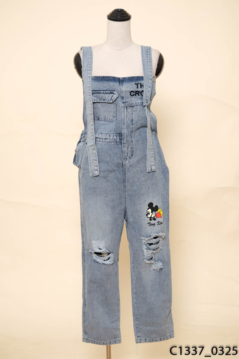 Jumpsuits jeans họa tiết thêu New Tags
