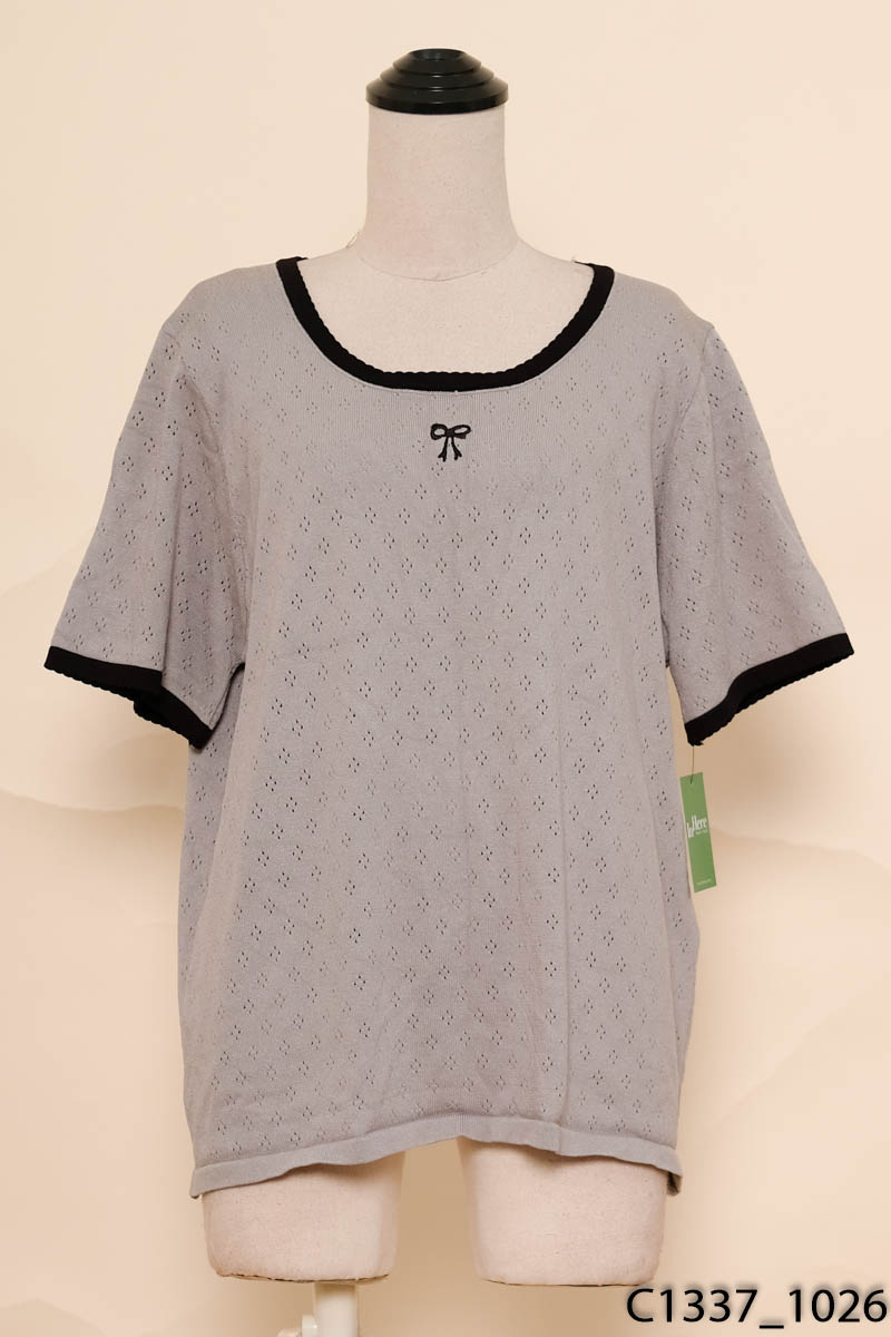 Áo xám cộc tay