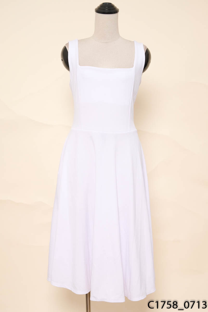 Đầm xanh nhạt 2 dây