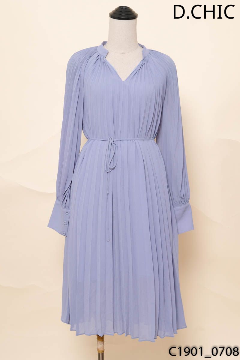 Đầm xanh xếp ly dài tay D.Chic