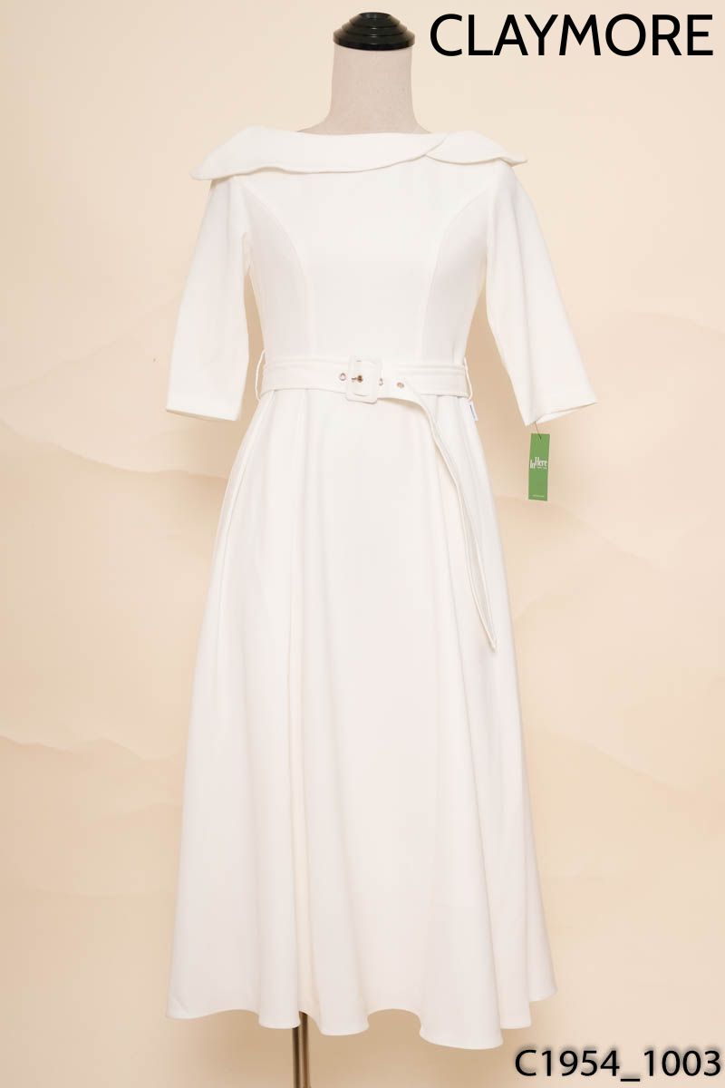 CLAYMORE - Đầm trắng tay lỡ kèm đai