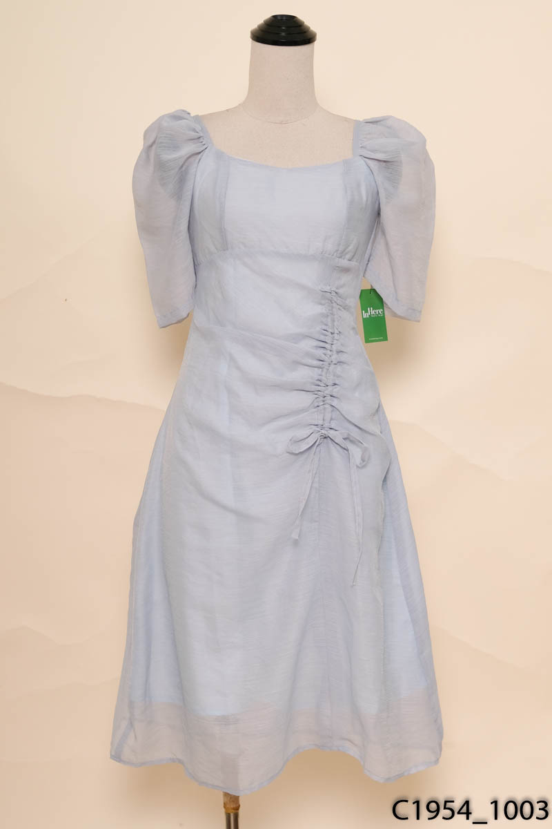 Đầm xanh cổ vuông