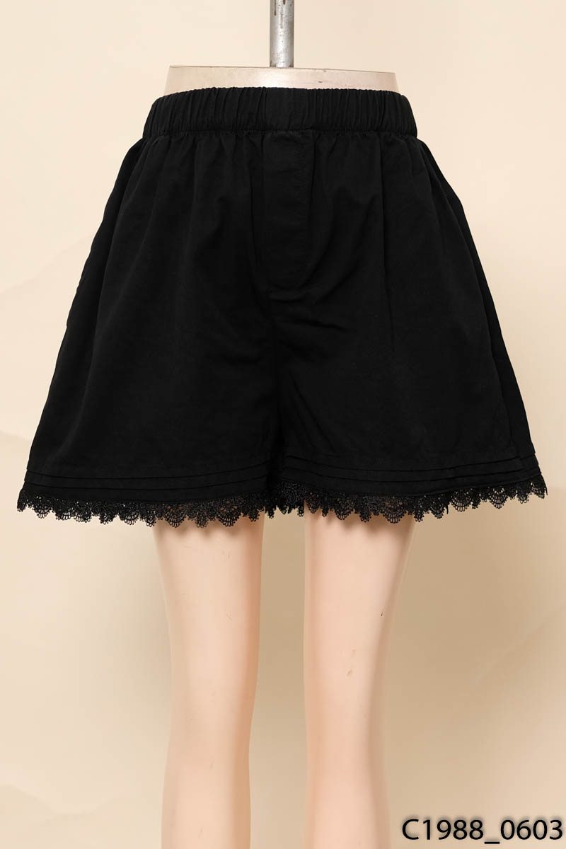 LEEN'S STORE - Quần shorts đen phối ren
