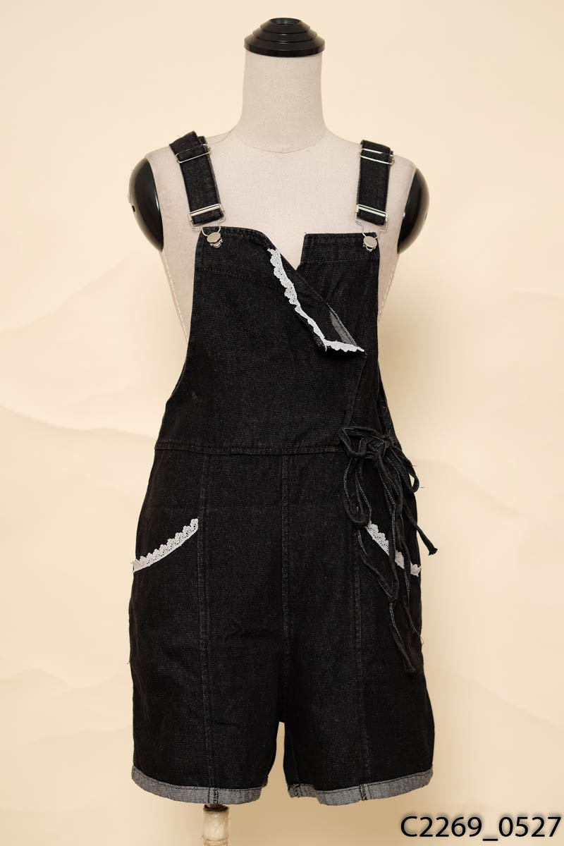 Quần shorts yếm jeans đen