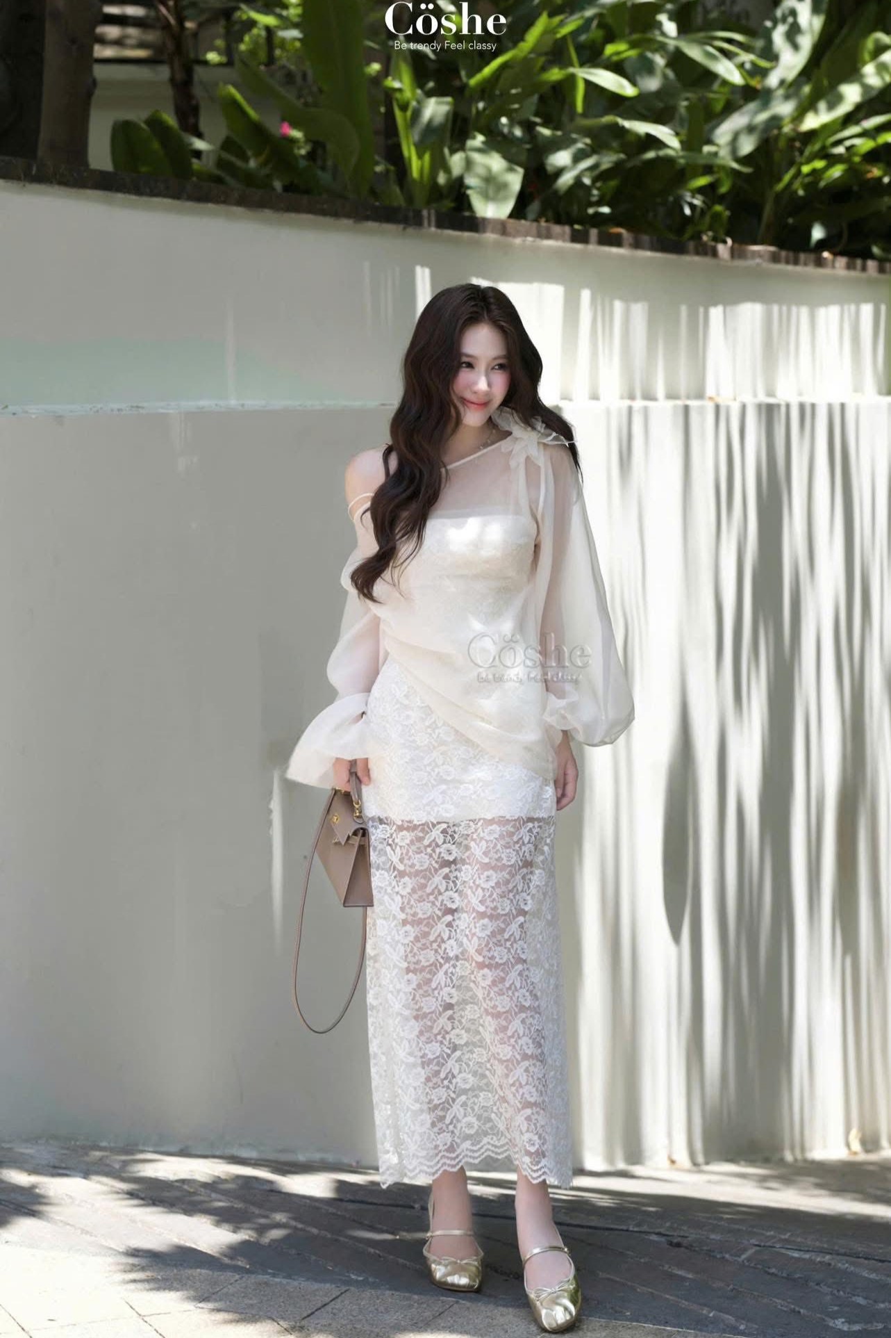 COSHE- Set đầm 2 dây ren khoác voan