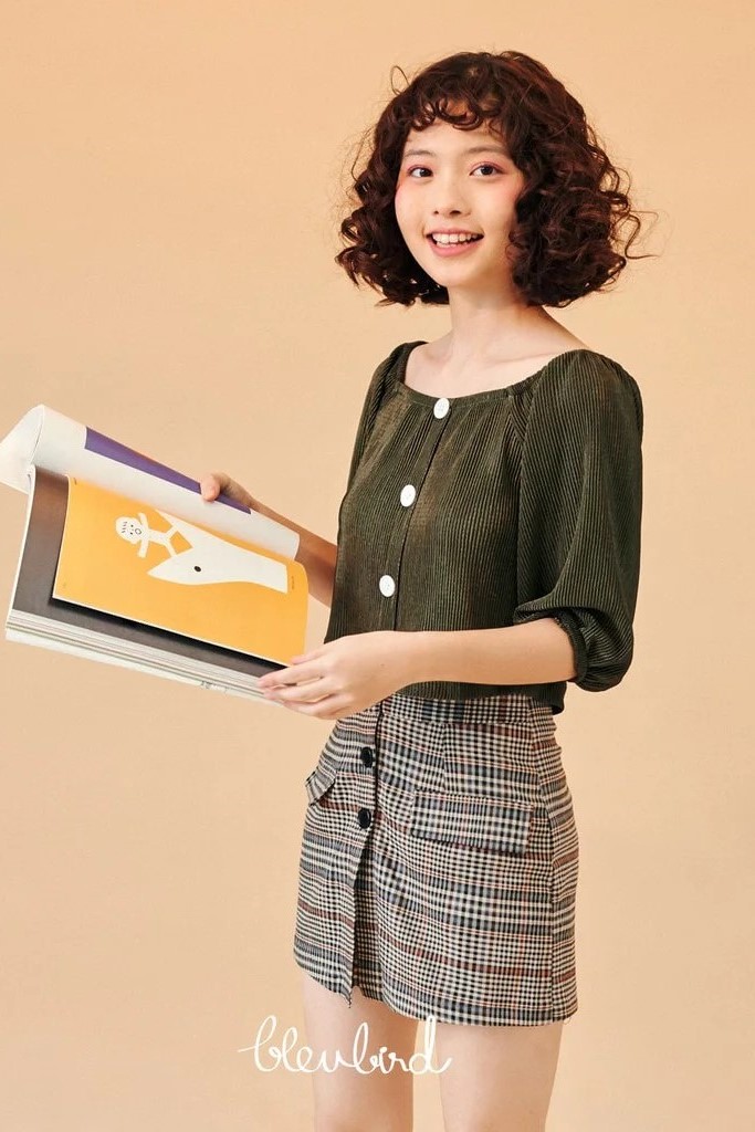 Áo trễ vai xanh lục Bleubird