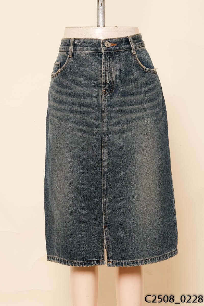 Chân váy jeans xanh bạc màu