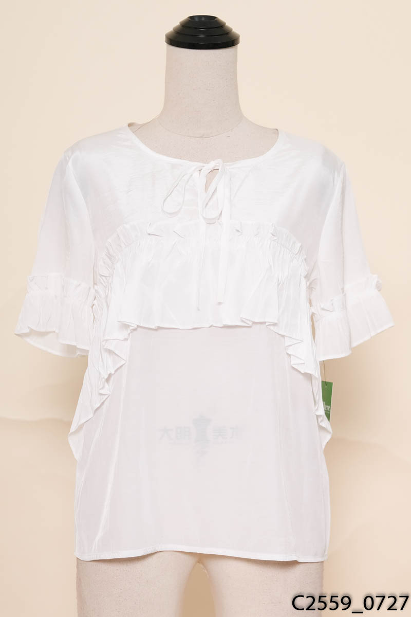 Áo trắng cổ V