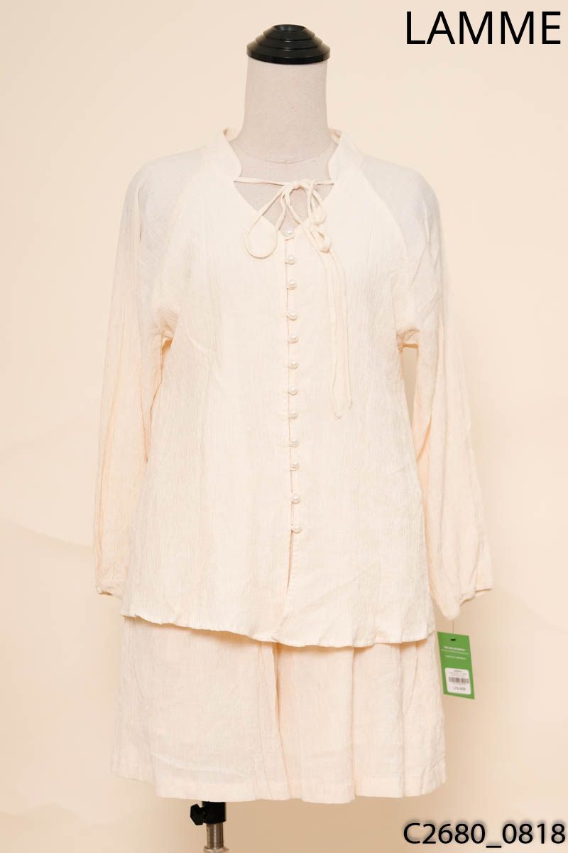 LAMME - Set áo be cúc ngọc trai dài tay + quần shorts
