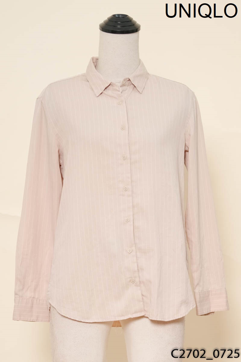 Áo sơ mi be kẻ Uniqlo