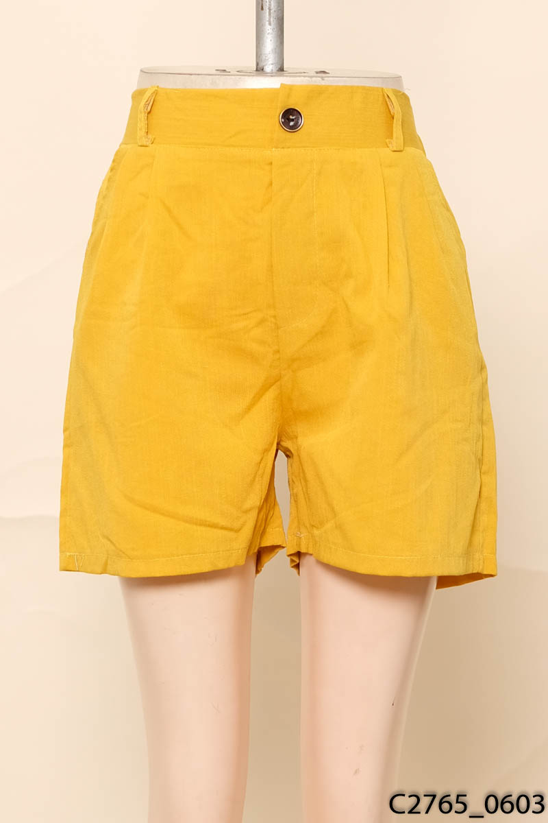 Quần short vàng cam