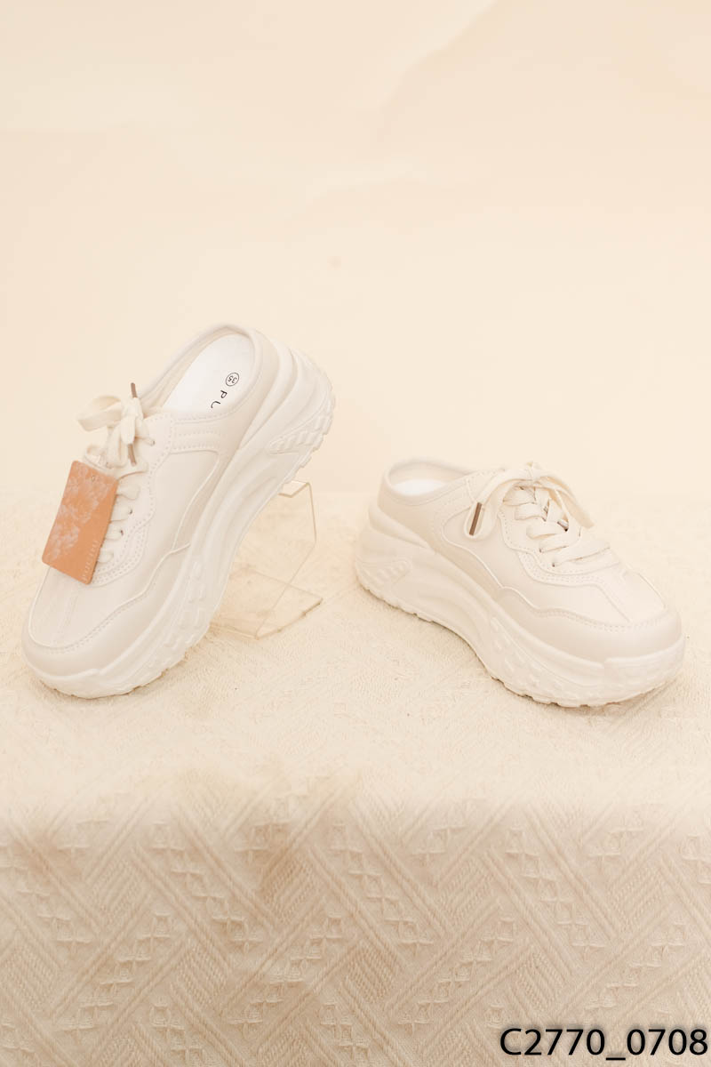PUCINI - Giày thể thao lười be New Tags