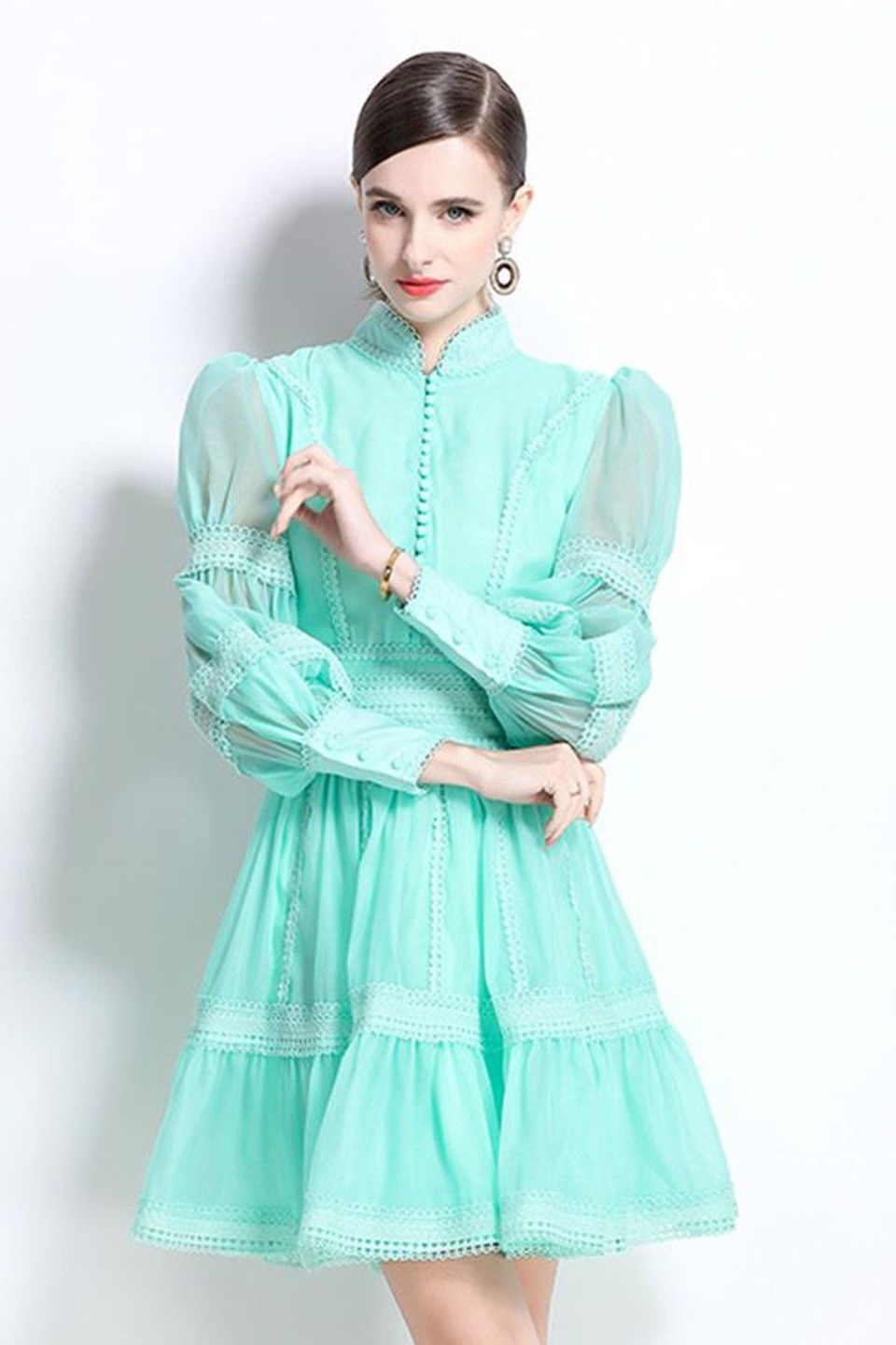 Đầm xanh phối ren New Tags