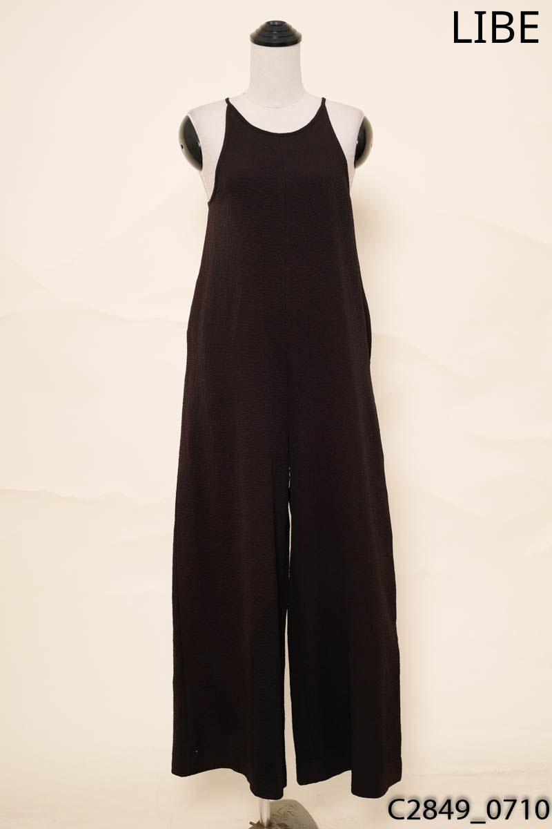 Jumpsuits đen cổ yếm LIBE