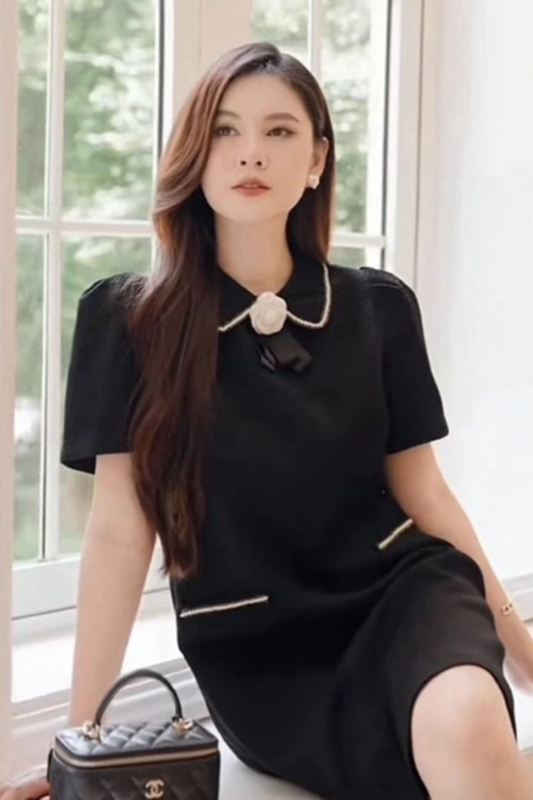 Đầm đen dáng suông cộc tay Hoai Vu Design