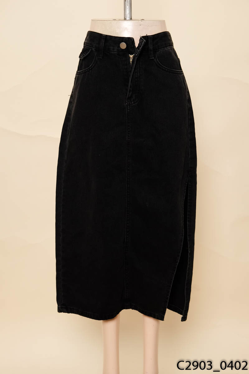 Chân váy jeans đen xẻ tà