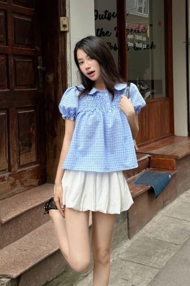 Áo sơ mi xanh kẻ dáng ngắn