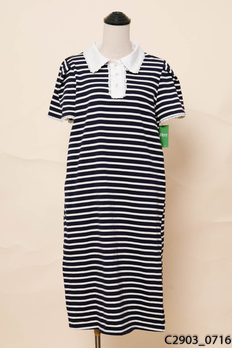 Đầm polo xanh kẻ trắng dáng suông