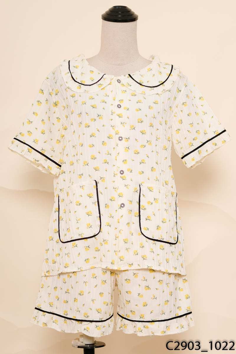 Set áo be họa tiết hoa + quần shorts