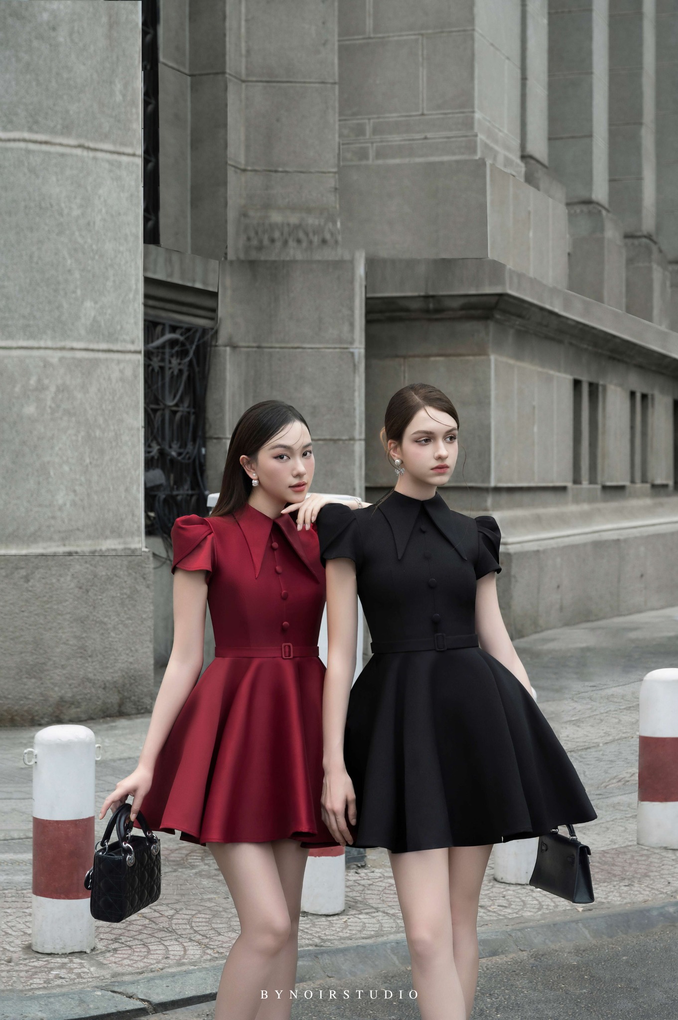 BYNOIRSTUDIO - Đầm đen dáng xòe