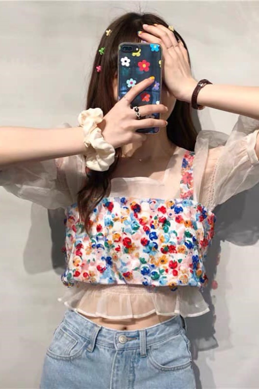 Áo 2 dây trắng họa tiết amy
