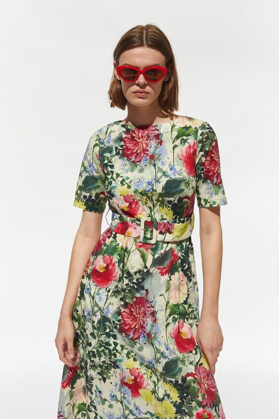 Đầm xanh hoa hồng Zara