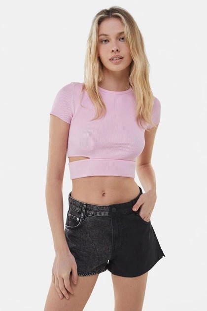 Quần shorts jean xám phối đen Bershka