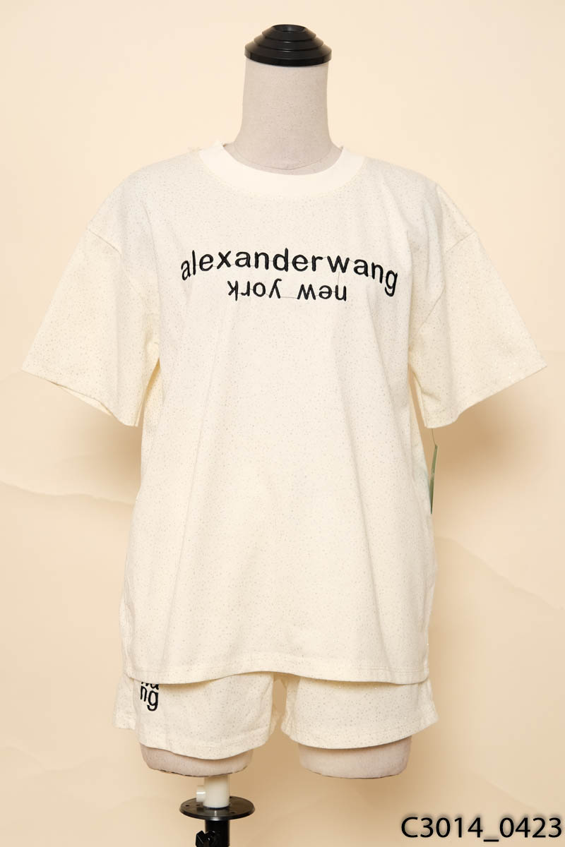 SHEN HOME - Set áo be + quần be đính đá