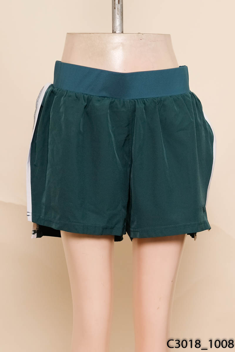 WILSON - Quần shorts xanh