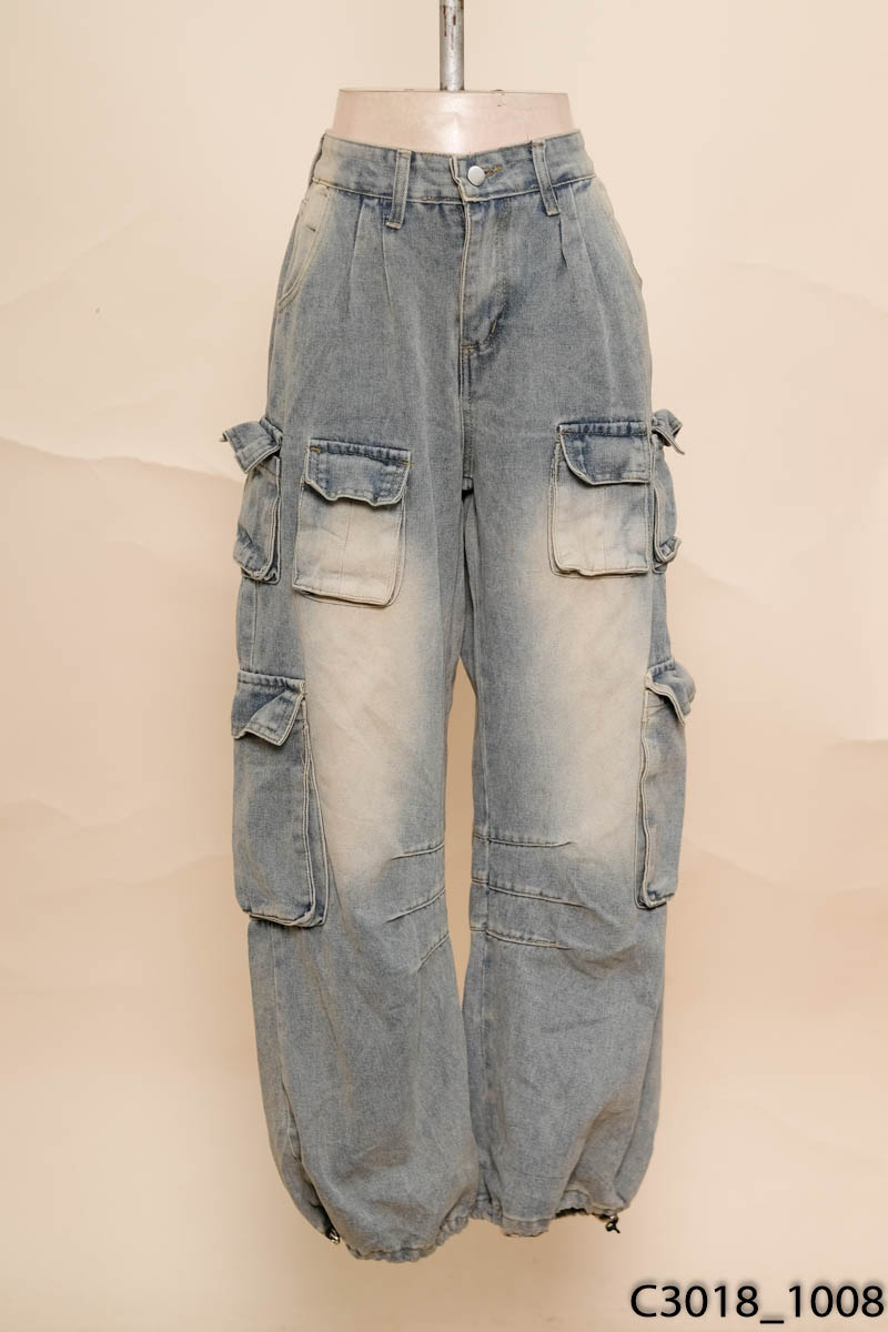 Quần jeans xanh túi hộp