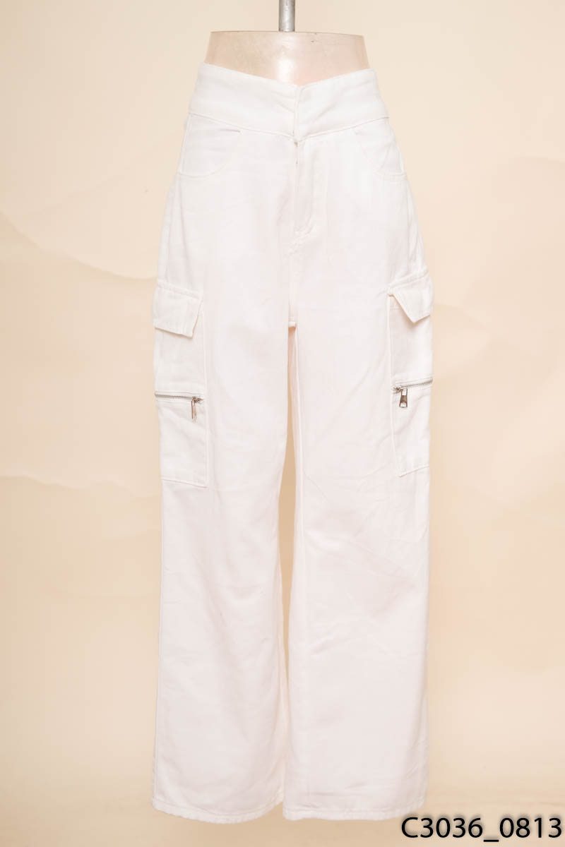 Quần jeans trắng túi hộp
