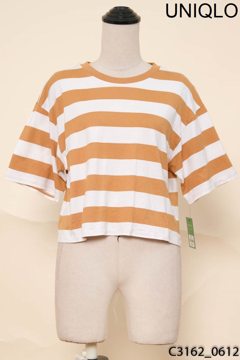 Áo thun kẻ trắng nâu Uniqlo