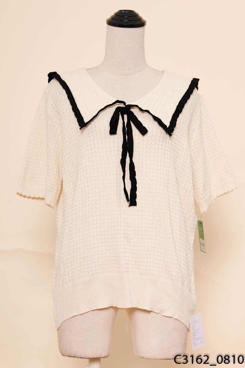 Áo be cổ viền đen cộc tay New Tags