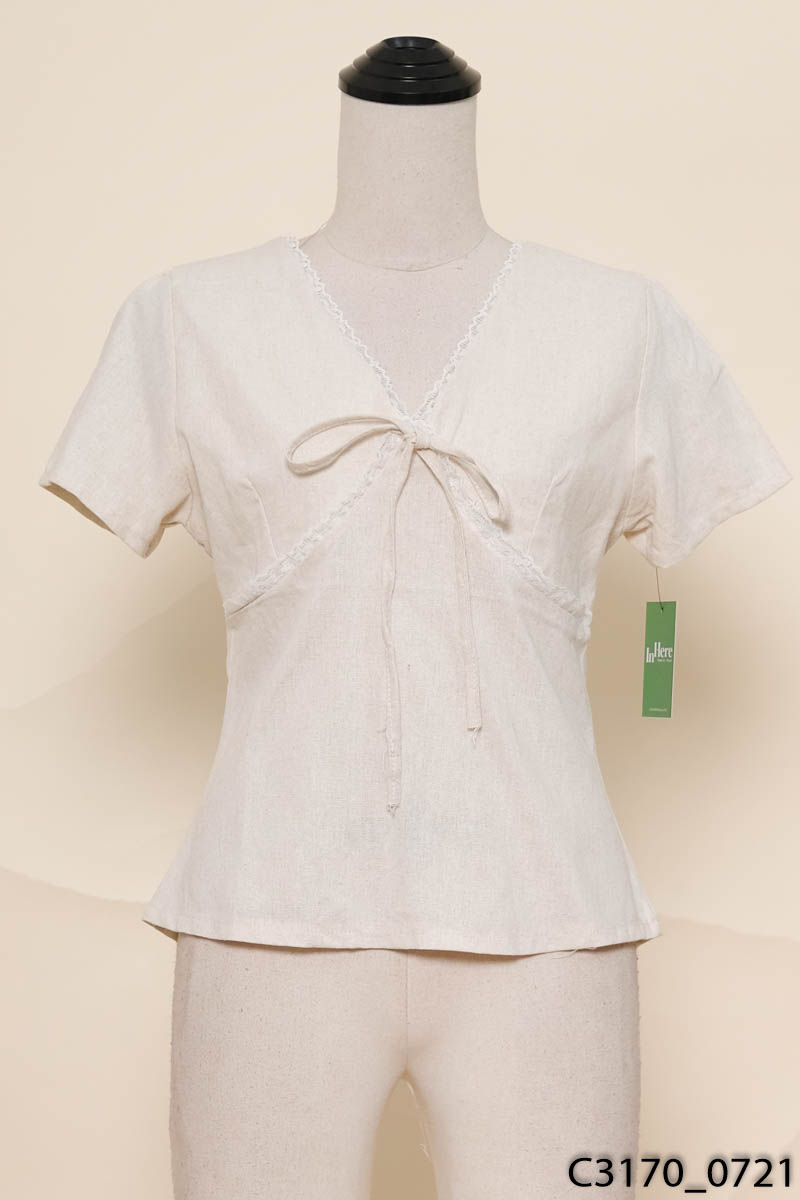 Áo be tiêu cổ V phối ren New Tags