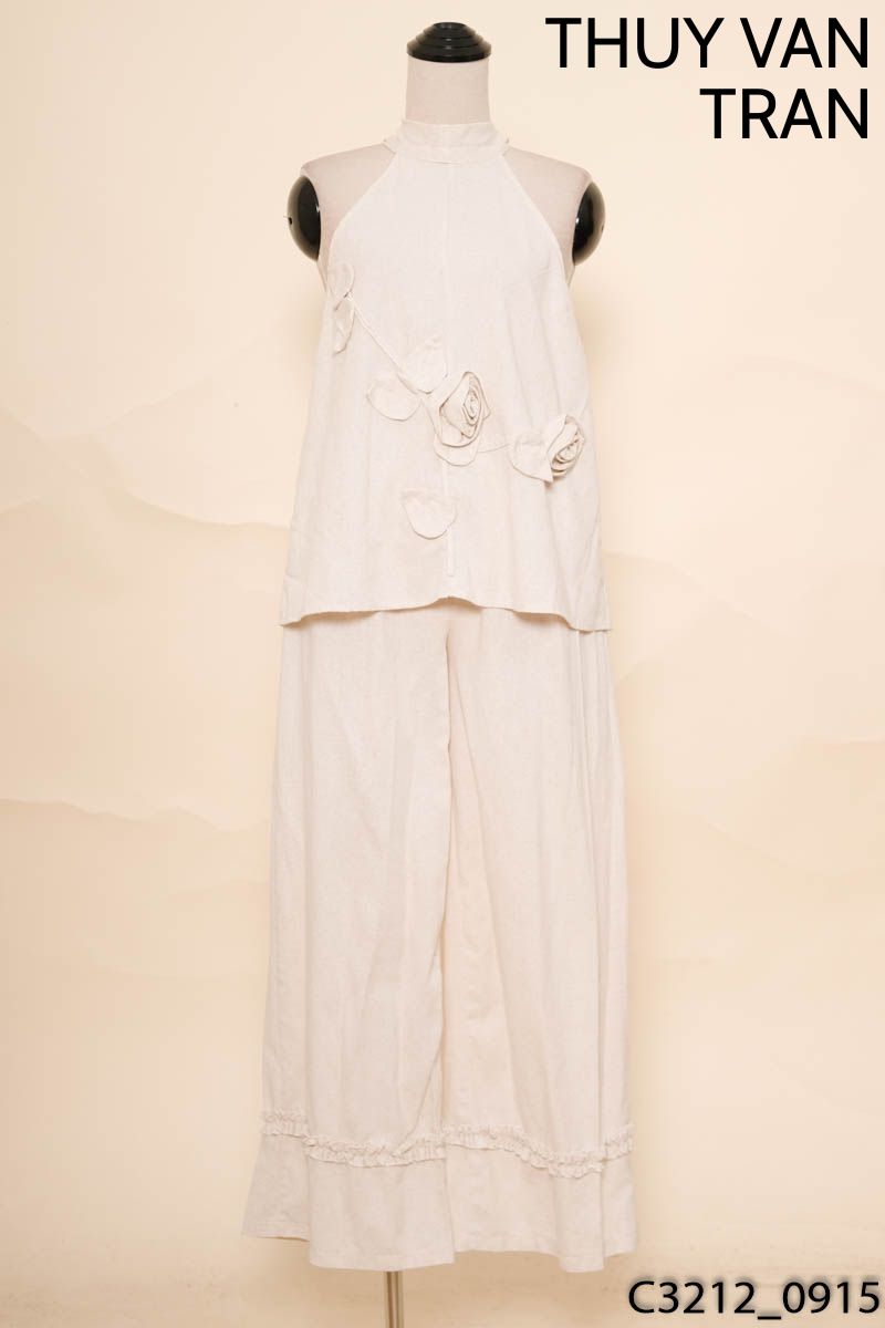 THUY VAN TRAN - Set áo cổ yếm linen be + quần ống rộng be