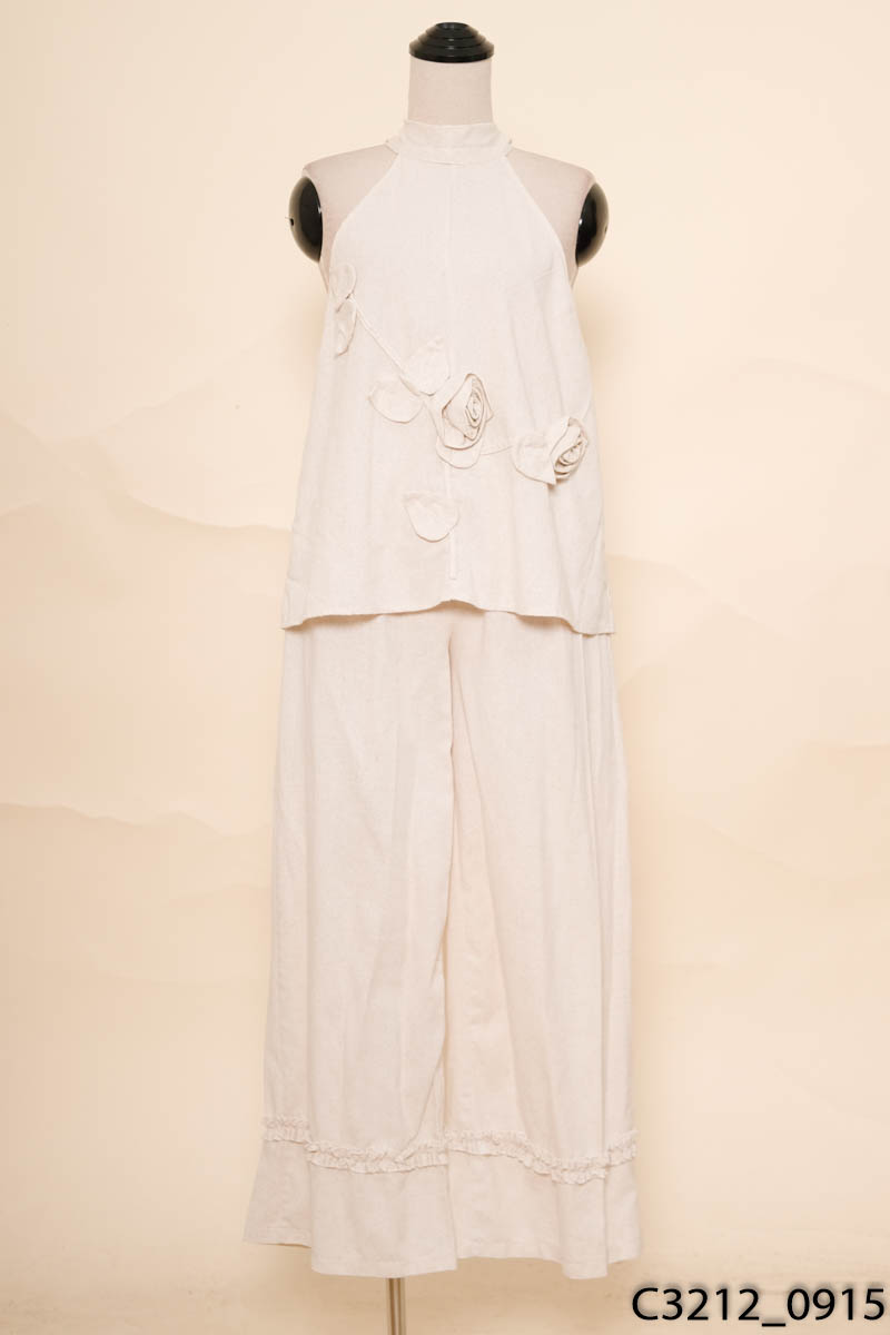 THUY VAN TRAN - Set áo cổ yếm linen be + quần ống rộng be