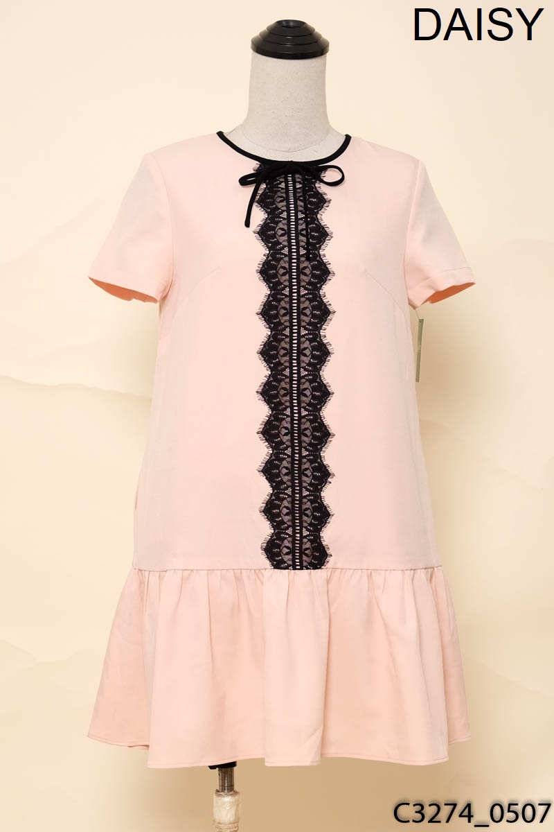 Đầm hồng phối ren đen Daisy