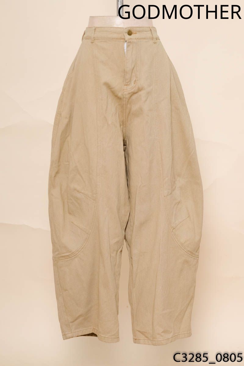GODMOTHER - Quần jeans nâu be ống rộng New Tags